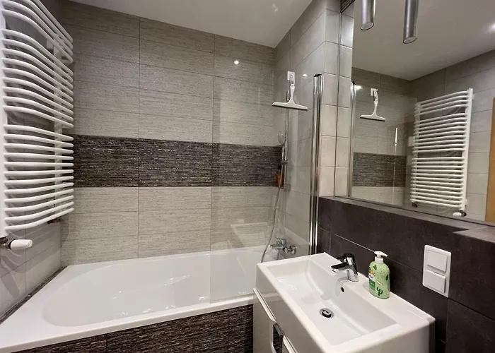 I&m Sikorskiego 아파트